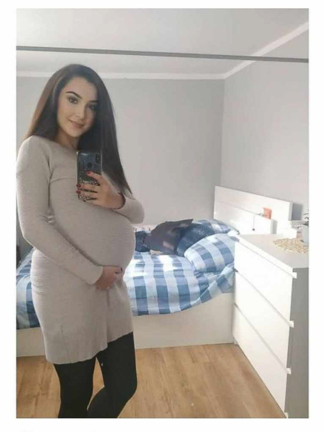 ciazowe-selfie-przed-sesja-jak-nie-robic-zdjec-ciazowych-monika-kaczmarczyk-6