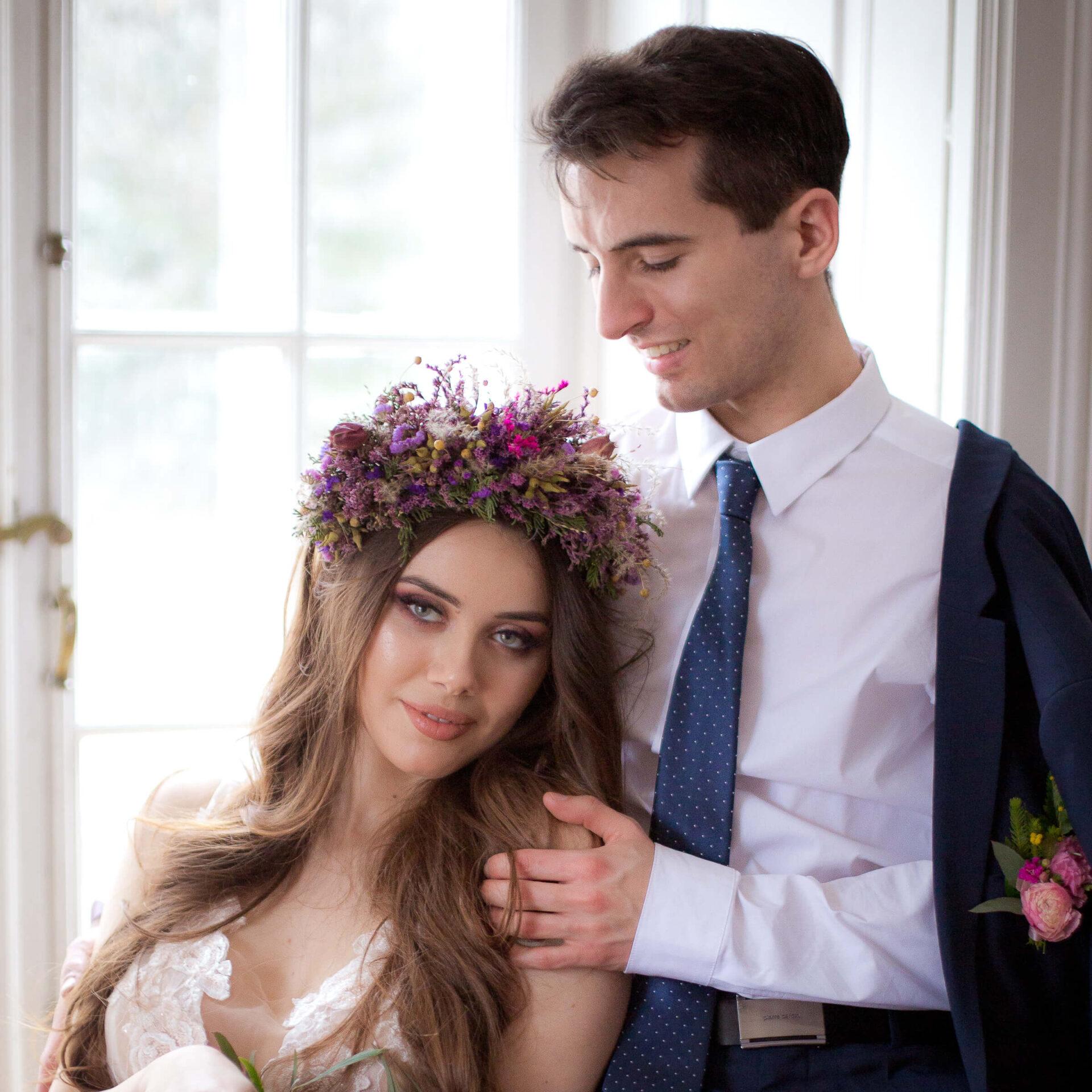 para w naturalnej sesji ślubnej Warszawa pełna emocji