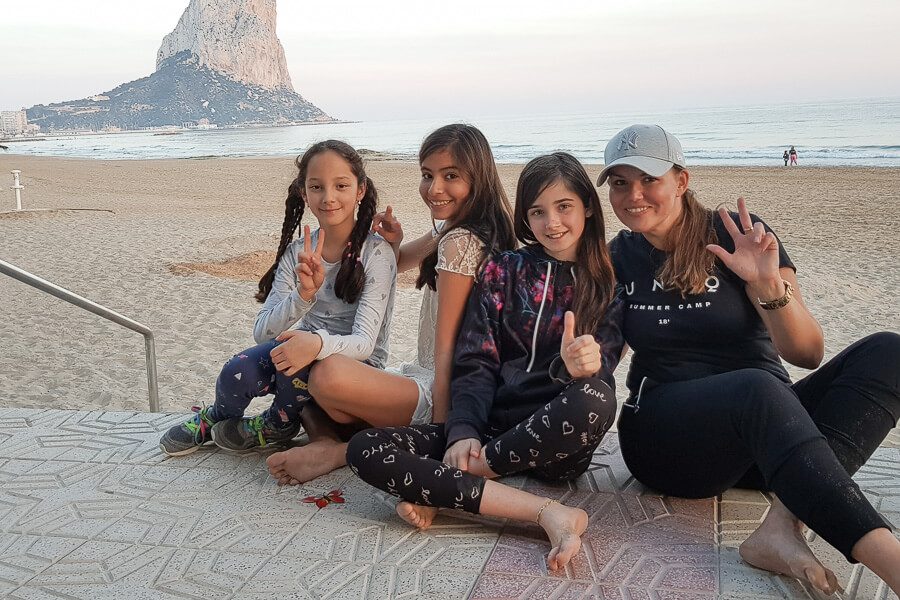 zdjecie grupowe, monika kaczmarczyk photography, sesja plenerowa Calpe